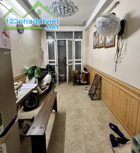 Bán Nhà Mặt Ngõ Thanh Nhàn – 20m2 X 5 Tầng – Giá 2,9 Tỷ – Ngõ Nông, Rộng, Ko QH - 3