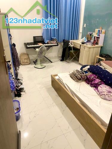 BÁN NHÀ ĐƯỜNG NHỰA 6m CÓ VỈA HÈ XE HƠI THÔNG, DT78m2👉 7,5tỷ. NGUYỄN VĂN LƯỢNG GÒ VẤP HCM - 2