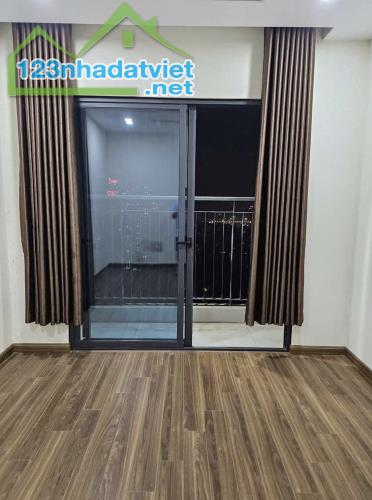 ❇CHUNG CƯ CAO CẤP GOLDEN PARK  - CẦU GIẤY 96 M2, 3 PHÒNG NGỦ, 2 VS. - 3