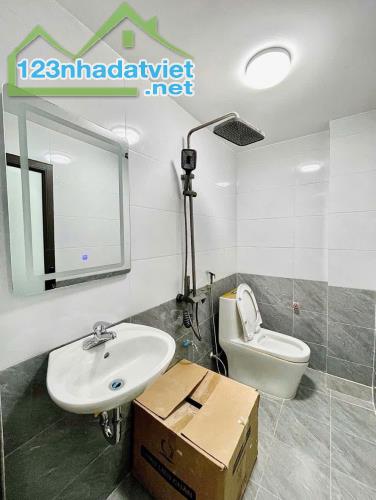 Bán gấp nhà Vũ Tông Phan - Thanh Xuân oto 15m 30m² 3 tầng đẹp Nở hậu chỉ 3.3 tỷ - 2