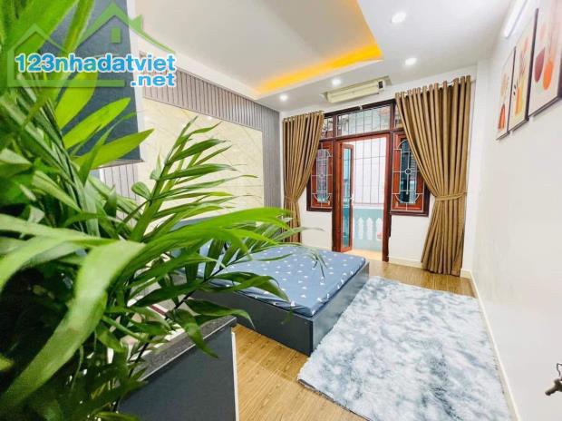 Bán Nhà Phú Mỹ 60m², Gara 2 Ô Tô, Thang Máy, Giá Chỉ 14.6 Tỷ - 1
