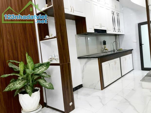 Siêu phẩm An Dương, Tây Hồ hàng mới cập bến - 1