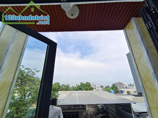 🏠🔥Bán nhà tx24 quận 12  diện tích 63m   3lầu 💰 chỉ hơn 5 tỷ  + Kết cấu : 1trệt, 2lầu,3P