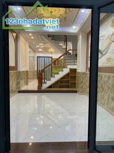 🏠🔥Bán nhà tx24 quận 12  diện tích 63m   3lầu 💰 chỉ hơn 5 tỷ  + Kết cấu : 1trệt, 2lầu,3P - 3