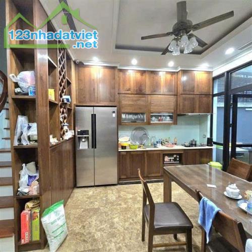 Bán nhà Cầu Giấy,ô tô tránh,lô góc,71m,4T,giá 10.9 tỷ,kinh doanh,LH Hải 0966866250 - 1