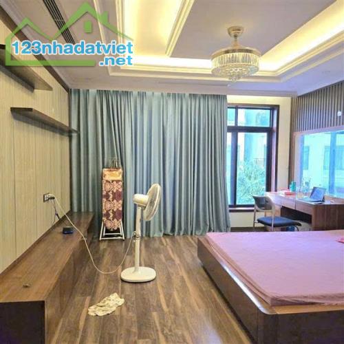 Bán nhà Cầu Giấy,ô tô tránh,lô góc,71m,4T,giá 10.9 tỷ,kinh doanh,LH Hải 0966866250 - 2