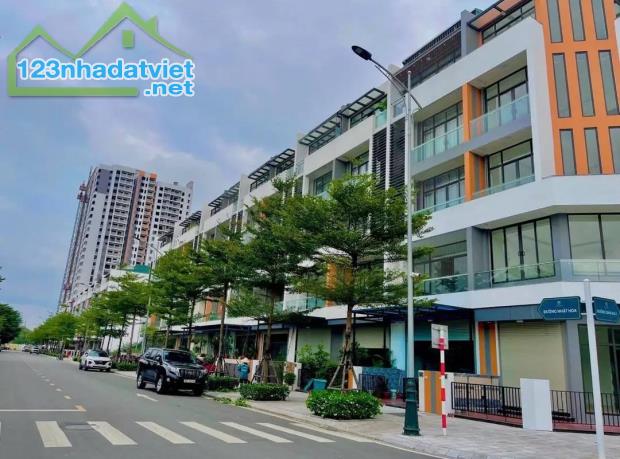 Duy nhất Shophouse Bình Minh Garden căn 80m2 x 6T thang máy view vườn hoa LH: 0333319937. - 1