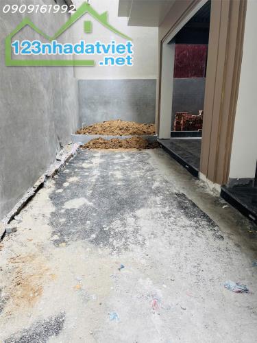 Nhà ô tô 7 chỗ vào tận nơi. quay đầu được ngay bệnh viện mắt Hải Phòng. - 2