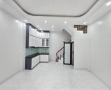 Bạch Mai 30m2 4 tầng nhà mới tinh . Giá 4,9 tỷ