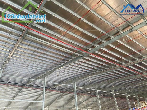 Cho thuê kho 1300m2 phường Long Bình Biên Hòa Đồng Nai giá 100tr/tháng