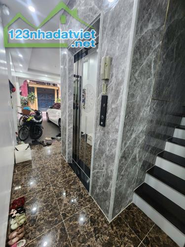 Bán Nhà đẹp Yên Lạc 57m², 5 tầng, thang máy, ô tô tránh, chỉ 18.8 tỷ - LH 0795986686 - 1