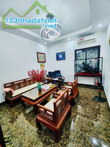 Bán Nhà đẹp Yên Lạc 57m², 5 tầng, thang máy, ô tô tránh, chỉ 18.8 tỷ - LH 0795986686 - 2