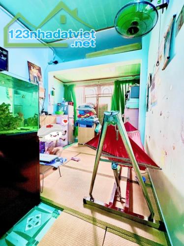 Bán nhà Nguyễn Tri Phương Quận 10 - 2 mặt hẻm - DT 28m2 - 3 tầng - giá chỉ nhỉnh 4 tỷ - 5