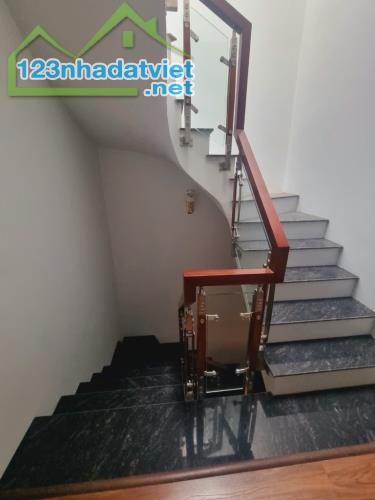 💥💥💥BÁN NHÀ DÂN XÂY HIỆN ĐẠI,PHỐ THÁI THỊNH, NHÀ 5 TẦNG 2 THOÁNG Ô TÔ LÙI CỬA - 3