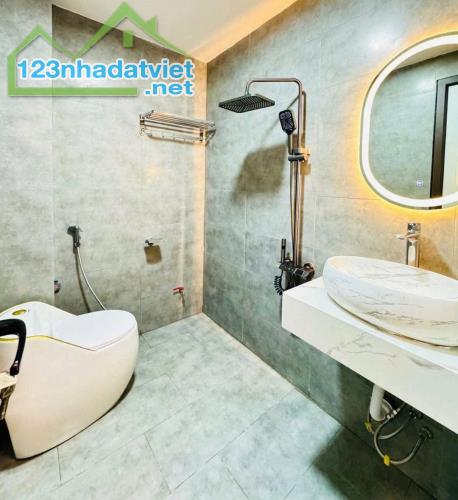 HOÀNG VĂN THÁI - 38M2 - 4T - MT 3.4M - THOÁNG TRƯỚC VÀ SAU VĨNH VIỄN - PHÂN LÔ KHU QUÂN - 3