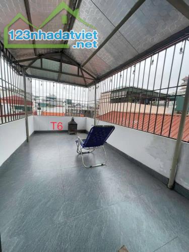 BÁN NHÀ VÕNG THỊ -LOGOC 3 MẶT-30M RA PHỐ -MẶT NGÕ THÔNG-6 TẦNG- NHỈNH 7 TỶ - 5