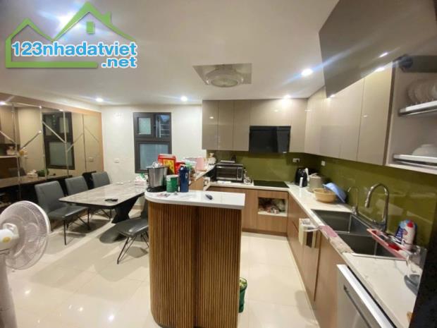 Bán nhà Lạc Long Quân thông Xuân La – Tây Hồ. Diện tích 90m2, giá 26.9 tỷ. - 1