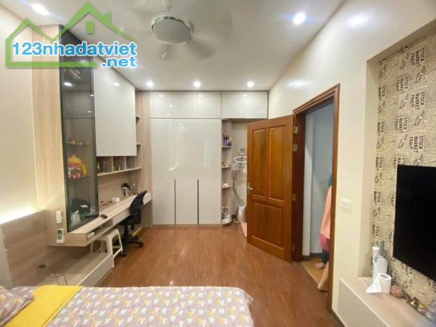 Bán nhà Lạc Long Quân thông Xuân La – Tây Hồ. Diện tích 90m2, giá 26.9 tỷ. - 3