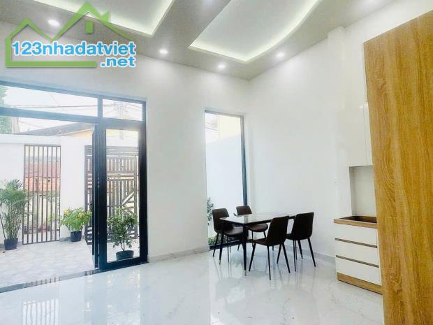 Bán nhà C4 -  1 sẹc hẻm xe tải TÂN CHÁNH HIỆP - NGAY CÔNG VIÊN PHẦN MỀM QUANG TRUNG - QUẬN
