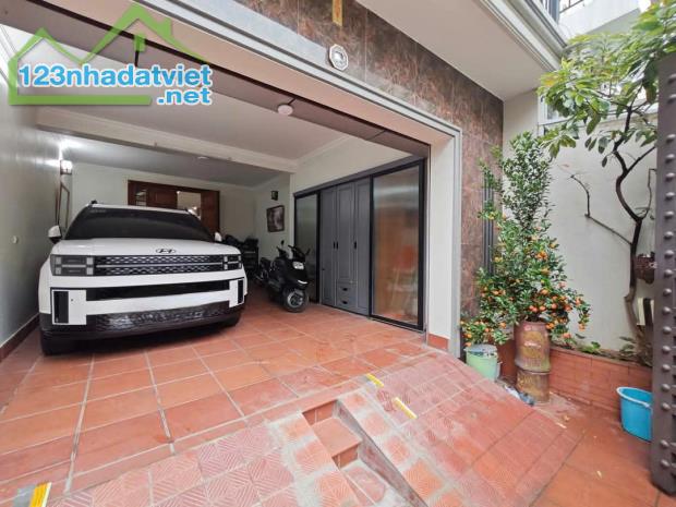 Cực đẹp phố Lạc Long Quân 90m2, 4T, MT5m ô tô thoải mái bên đường là Hồ Tây ở sướng - 3