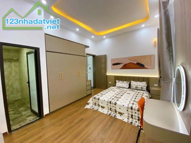 CỔ LOA - 2 Ô TÔ 7 CHỖ TRÁNH DỪNG ĐỖ - GARA Ô TÔ - NHÀ ĐẸP -  2P HỒ TÂY