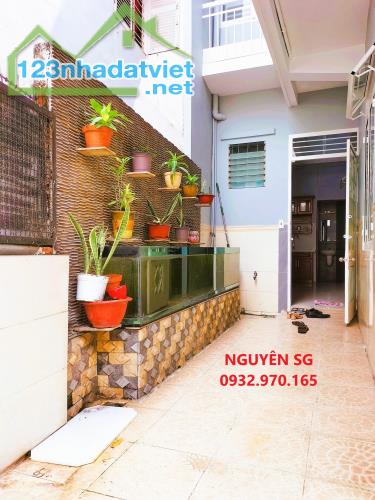 GIẢM 5,5 TỶ, NHÀ 1 ĐỜI CHỦ, 3 TẦNG MỚI ĐẸP,78 M2,NGANG 6M HIẾM,LÊ QUANG ĐỊNH,CHỢ BÀ CHIỂU. - 2