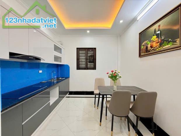 Bán nhà dân xây Khương Đình anh Xuân gần ô tô gần trường, chợ 31m2 nhỉnh 6 tỷ - 3