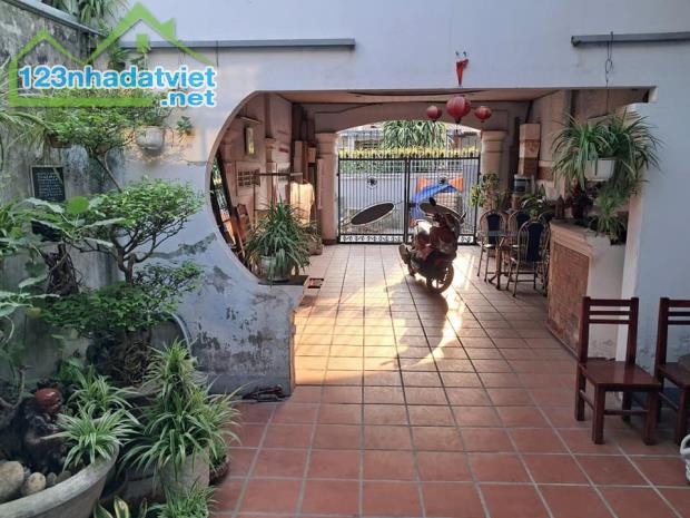Nhà đẹp dt khủng 186m2, kiệt 5m ô tô Nam Cao, Cạnh Tôn Đức Thắng, ĐHSP - Chỉ 3 tỷ xxx - 4