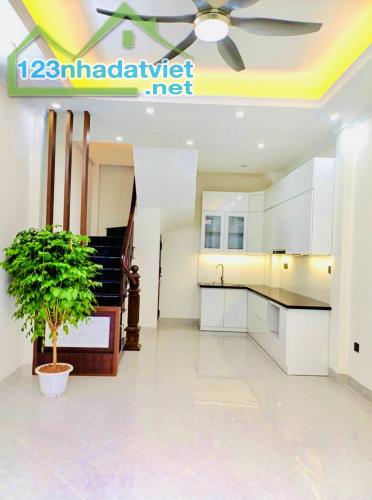 30M2, 5 TẦNG, 3.8MT, CHỈ NHỈNH 7 TỶ, MỚI TINH, XINH LUNG LINH CẦU GIẤY. - 1