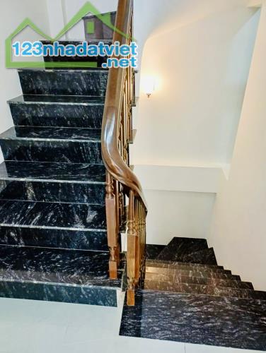 30M2, 5 TẦNG, 3.8MT, CHỈ NHỈNH 7 TỶ, MỚI TINH, XINH LUNG LINH CẦU GIẤY. - 3