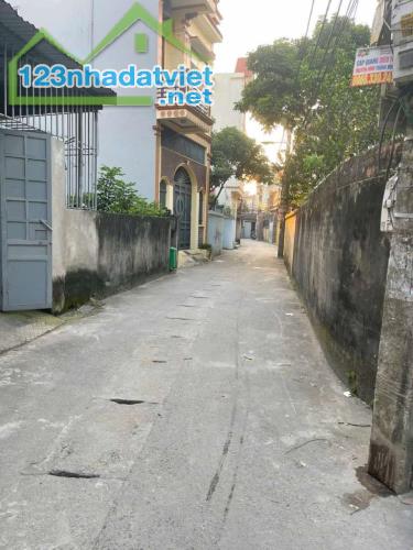 BÁN nhanh mảnh đất Ngũ Hiệp gần Vũ Lăng. 51m oto đỗ cách 20m chỉ 3.15 tỷ