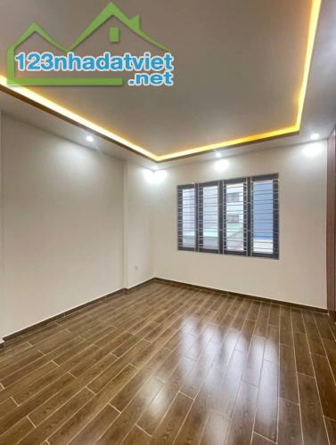 Bán nhà Nguyễn Bỉnh Khiêm, Đằng Giang, Ngô Quyền, Hải Phòng. 4 tầng, 40m2, 5 tỷ.  Ngang 4m - 3