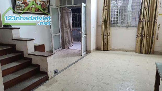 CHÍNH CHỦ BÁN NHÀ SỐ 10 NGÕ 57 TRUNG VĂN - PHÂN LÔ Ô TÔ TRÁNH:45M, 5T, MT 5.6M - 3