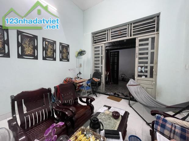 CẦN BÁN NHÀ 🏘️ NGUYỄN VĂN QUÁ  - QUẬN 12 - SÁT GÒ VẤP. 🌹70M2( 4,2M *7M) CHỈ  4❌tỷ🌹  Kết - 1
