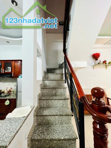 Bán nhà Đường số 4 p11 gò vấp 38m 2tầng giá 4 tỷ p11 gò vấp - 2