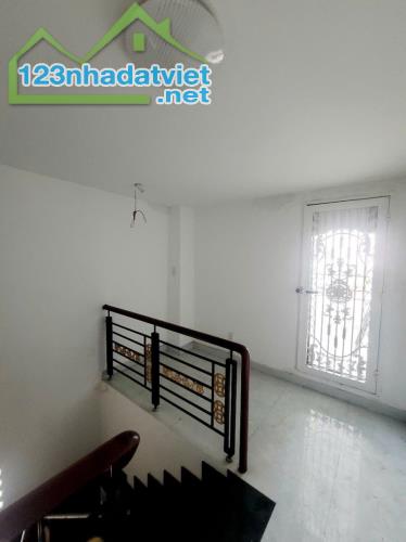 N229 - Nhà Bán Hẻm xe hơi , Nguyễn Hiền ,  4 tầng btct , 40m2,  Phường 4 Quận 3 giá 9 tỷ 5 - 3