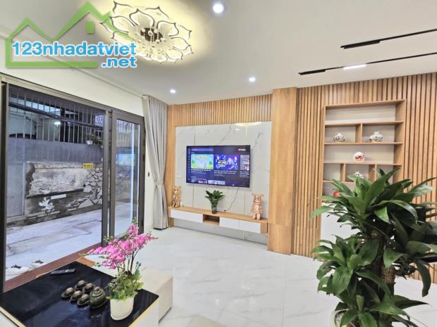 Bán nhà ngõ Phố Minh Khai, MT 4.4m, 4T, nhà mới, ngõ ô tô, vào ở luôn - 1