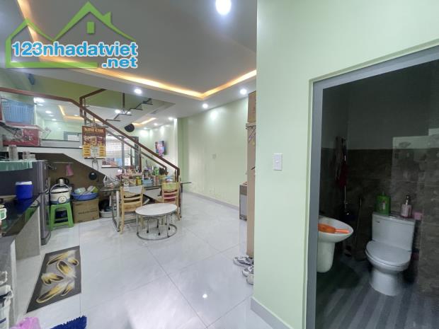 Bán nhà 48m², 2PN, 2WC, Mã Lò, Bình Trị Đông A, 3.9 tỷ, sổ hồng