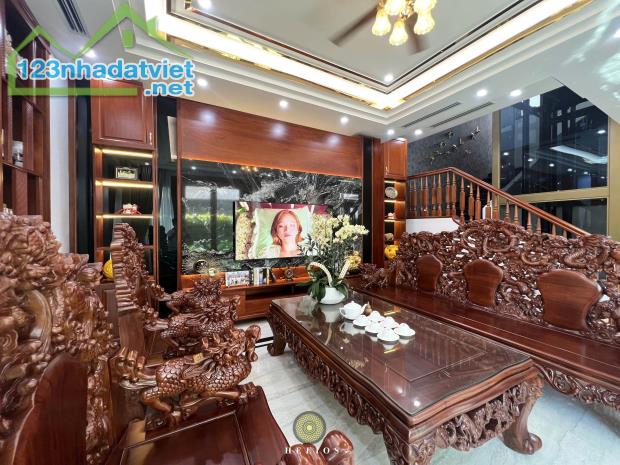 Bán biệt thự KĐT Dương Nội, 180m2, 3 tầng, 4 ngủ, chào 60 tỷ - 1