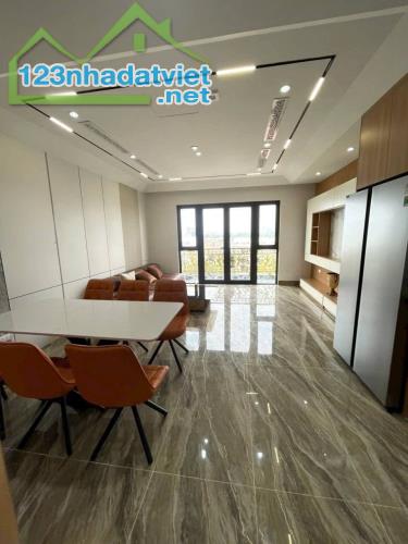 Tây Hồ, Phân Lô, Gara Ô Tô Tránh, Chạy Vòng Quanh, 6 Tầng, Dân Trí Cao, Yên Tĩnh, 11.8 Tỷ - 2