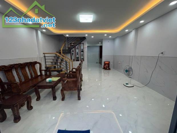 Bán nhà đường Tân Hòa Đông - Bình Tân - HXH - 61m2 - 2 tầng - 5,1 tỷ - 4