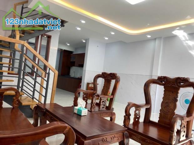 Bán nhà đường Tân Hòa Đông - Bình Tân - HXH - 61m2 - 2 tầng - 5,1 tỷ - 3