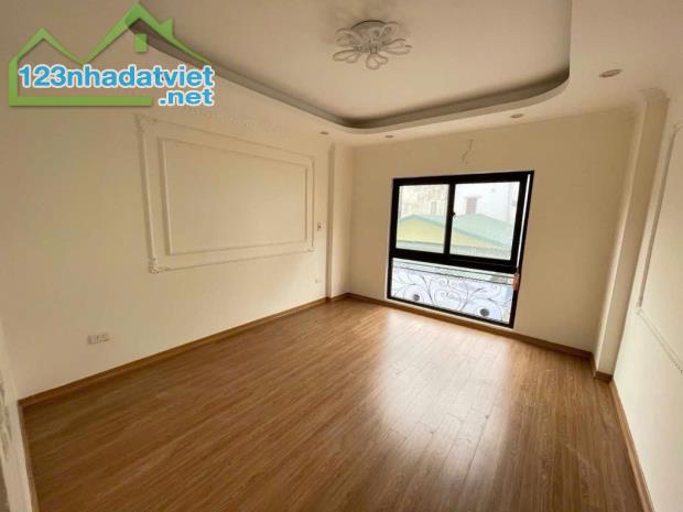 Mình bán nhà Bát Khối - Long Biên ,6 tầng ,thang máy  , full nội thất, ngõ ô tô 7tỷ45 - 3