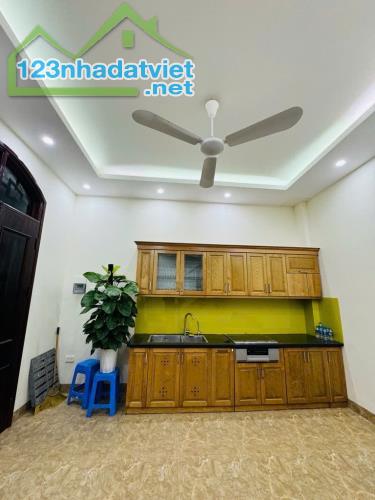 NGỌC HÀ- BA ĐÌNH / 5 Tầng 30m2 dân xây 6x tỷ - 1