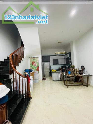 Bán liền kề biệt thự KĐT Xuân Phương FoReSa ViLLA 85mx3T MT 5.5m 17 tỷ oto tránh KD Nam - 2