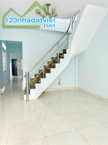 Bán nhà 90m2, 2PN, 3WC, Linh Xuân, Thủ Đức, 4.4 tỷ, sổ hồng - 2