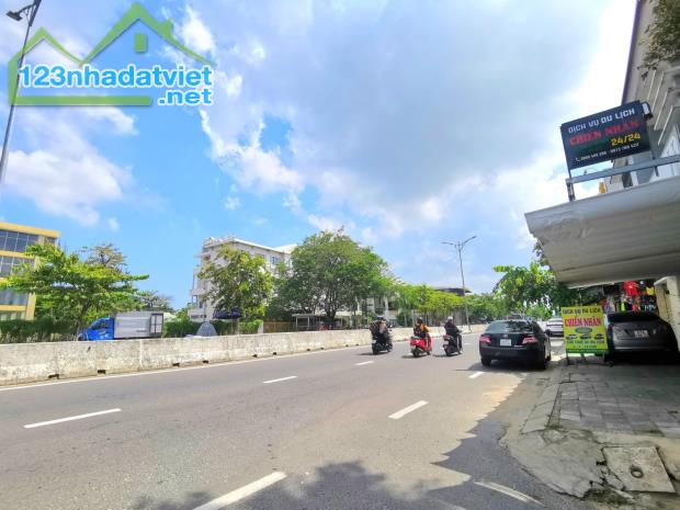 🔥 MẶT PHỐ - KINH DOANH - DÒNG TIỀN ỔN ĐỊNH 🔥 🔥DIỆN TÍCH:331m(10**33m) 🏡