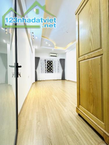 CỰC HÓT NHÀ ĐẸP VÕ CHÍ CÔNG - 3 BƯỚC RA HỒ TÂY, THANG MÁY, 37M2; GIÁ 9.25 TỶ - 2