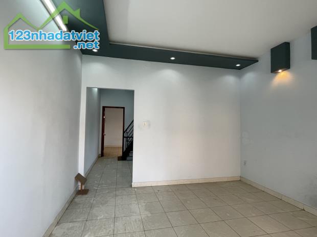 Bán nhà 59m2, Đường Số 2, P.BHH, Bình Tân, HXH, 3 tầng, 4 PN, giá 4.5 tỷ còn TL. - 1