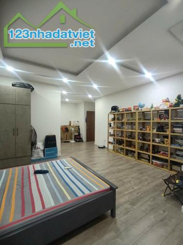 🏢 BÁN CĂN HỘ CHUNG CƯ NGOẠI GIAO ĐOÀN - 228M² - TẦNG 27 - 20.6 TỶ - 4